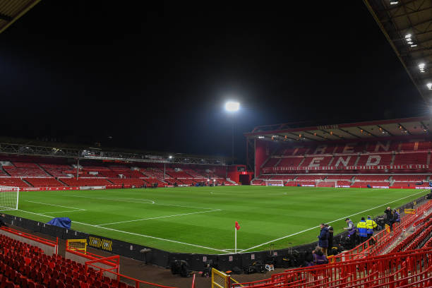 袖坐鎮時 袖坐鎮時